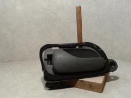 Poignee interieur avant gauche