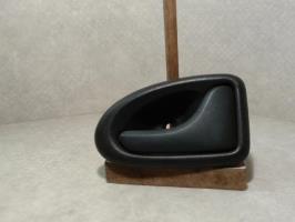 Poignee interieur avant droit