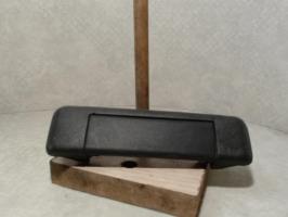 Poignee porte avant droit