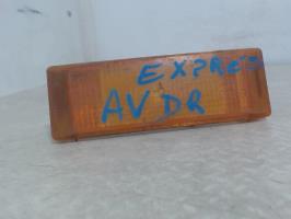 Optique avant secondaire droit (feux)(clignotant)