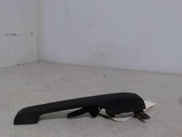 Poignee porte avant droit