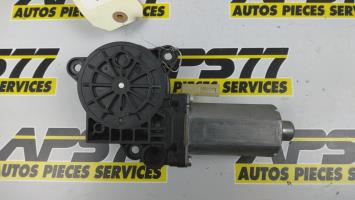 Moteur leve vitre avant droit