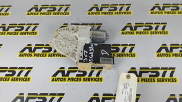 Moteur leve vitre avant droit