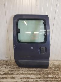 Porte laterale gauche