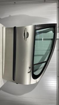 Porte avant droit