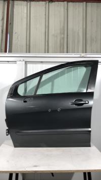 Porte avant gauche