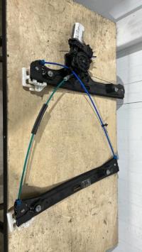 Leve vitre electrique avant gauche