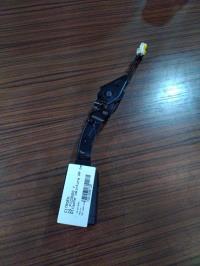 Attache ceinture arriere centrale