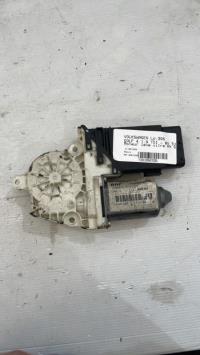 Moteur leve vitre avant gauche
