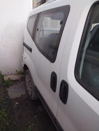 Porte laterale droit