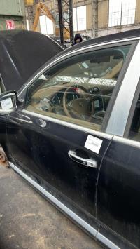 Porte avant gauche