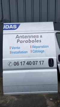 Porte laterale gauche