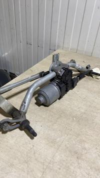 Moteur essuie glace avant