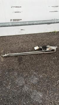 Moteur essuie glace avant