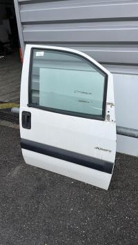 Porte avant droit