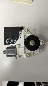 Moteur leve vitre avant droit