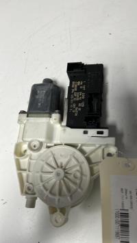 Moteur leve vitre avant gauche