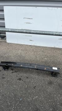 Renfort pare choc avant (traverse)