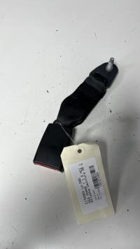 Attache ceinture arriere gauche