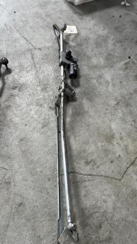 Moteur essuie glace avant