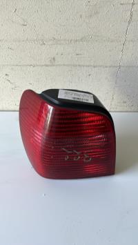 Fanale posteriore principale sinistro (luci)