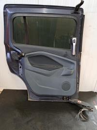 Porte laterale gauche