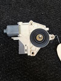 Moteur leve vitre arriere droit