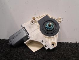 Moteur leve vitre avant droit