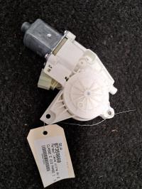 Moteur leve vitre avant gauche