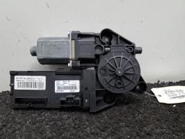 Moteur leve vitre avant gauche
