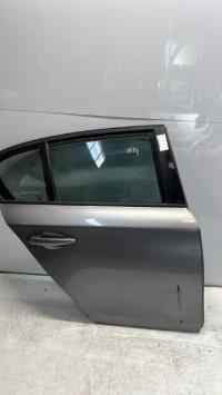Puerta trasera derecha