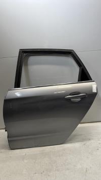 Puerta trasera izquierda