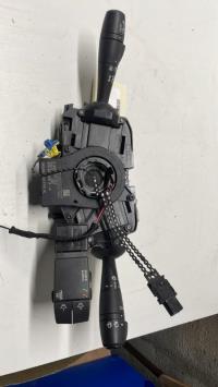 Contactor giratorio