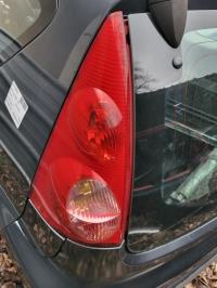 Feu arriere principal gauche (feux)