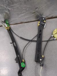 Elevalunas eléctrico delantero derecho