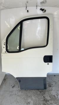 Porte avant gauche