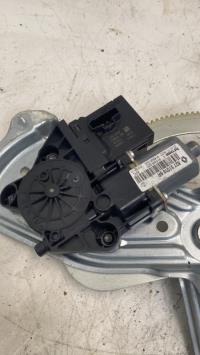 Leve vitre electrique arriere gauche
