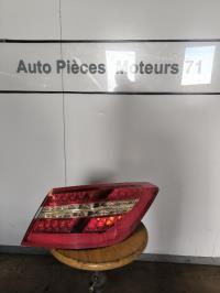 Feu arriere principal droit (feux)