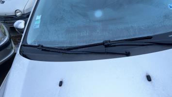Bras essuie glace avant droit