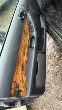 Leve vitre electrique avant gauche