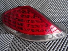 Fanale posteriore principale sinistro (luci)