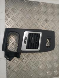 Aerateur tableau de bord avant gauche