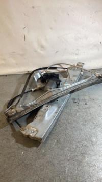 Leve vitre electrique avant gauche