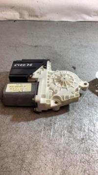 Moteur leve vitre avant droit