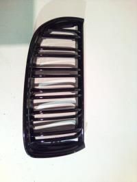Grille de calandre droite