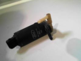 Pompe lave glace avant