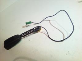 Attache ceinture avant droit