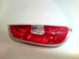 Fanale posteriore principale sinistro (luci)