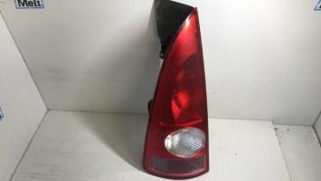 Fanale posteriore principale sinistro (luci)