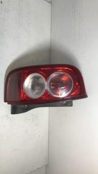 Fanale posteriore principale sinistro (luci)